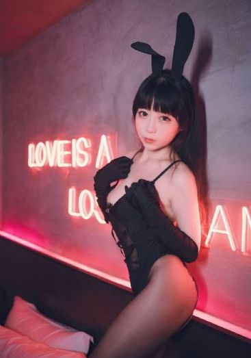 欧美夫妻作爱性姿势_4K免费播放