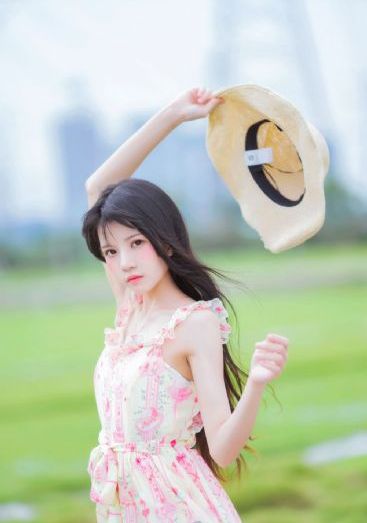 国产精典自拍_720电影在线看