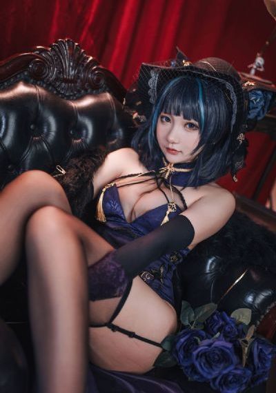 欧美风休闲西装男搭配_4K在线视频播放