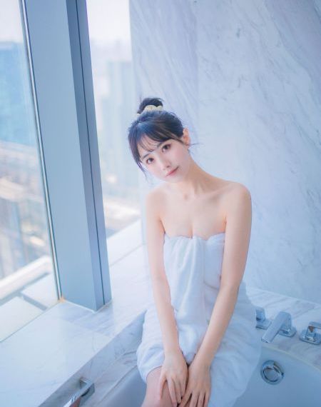 免费观看富婆毛片_1080免费在线观看