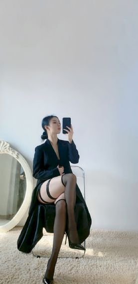 国产女士小型汽车图片_高清版完整版未删减
