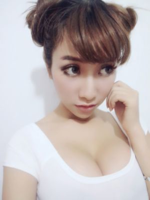 少妇太爽了在线观看视频_720在线观看视频