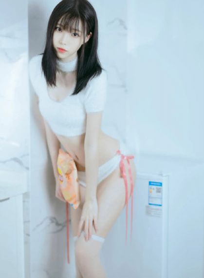 欧美色图色就是色_BD英语免费全集观看
