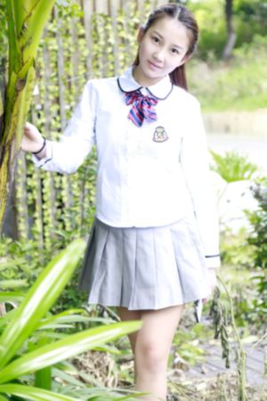 国产制服在线一区二区_高清版完整版未删减