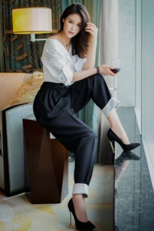 欧美模特性感图片_蓝光完整在线观看