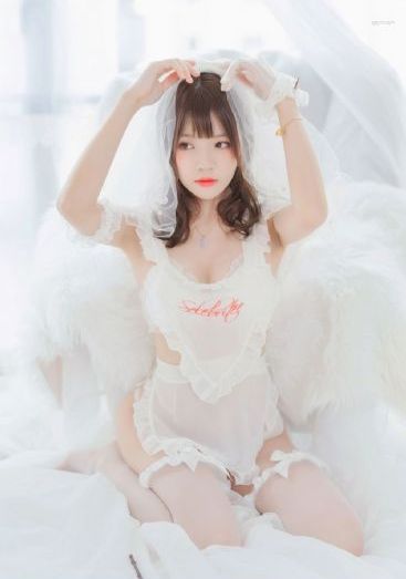 欧美扶她榨汁漫画图片_高清免费在线观看