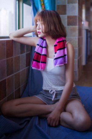 欧美裸阴裸美图_720高清免费观看