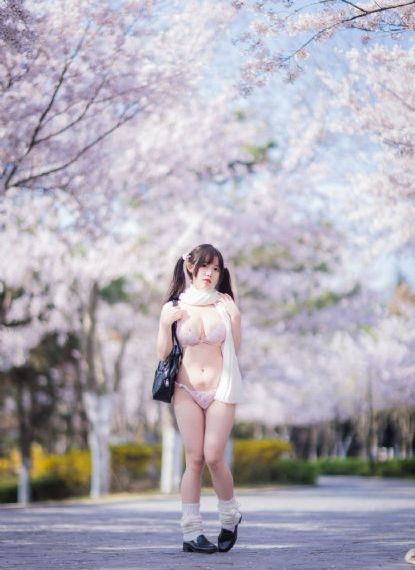 欧美波霸av影院_DVD神马影院手机在线