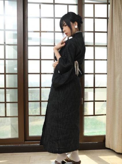 欧美美女挂历_超清手机在线看
